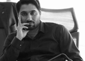 رئیس سازمان نظام مهندسی ساختمان با ترک فعل ها و قانون شکنی هایش به جان سازمان تهدید می کند.