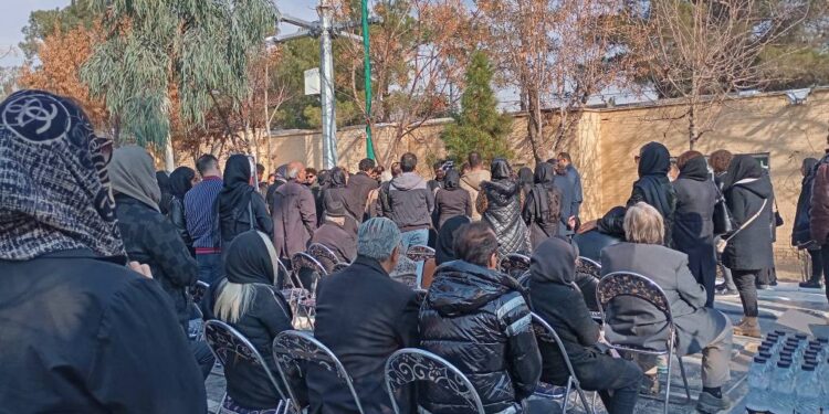 اسفندیار ابراهیمی درگذشت