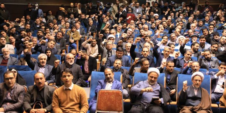 همایش قله نزدیک است به میزبانی شبکه راهبردی یاران انقلاب اسلامی(شریان)