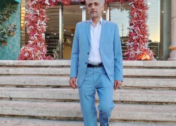 گفتگو با محمد بشیری گودرزی رئیس انجمن جهانی تجارت سنگ‌های قیمتی