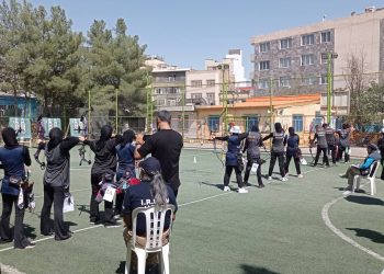 مشهد مقدس پایه گذار تیر و کمان ویژه نابینایان و کم بینایان در کشور