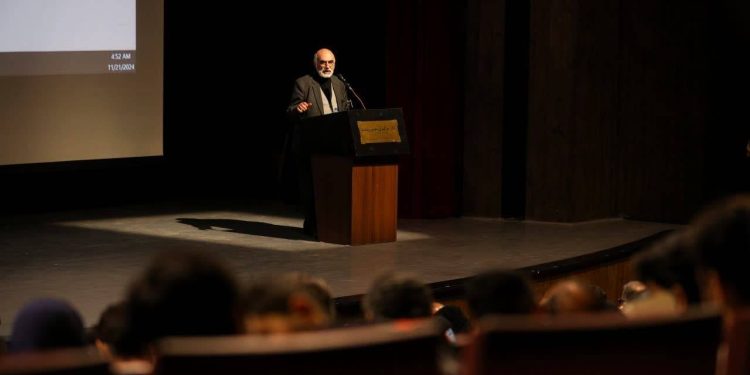 همایش کاتبان نوجوانِ کلام وحی باحضوربزرگان کشور برگزار شد