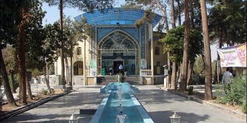 میراث فرهنگی کجاست؟ تخریب گسترده قبور تاریخی در آرامگاه ثبت ملی ابن‌بابویه