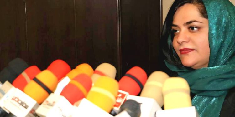 از دانشگاه تا بازار کار؛ نگاه آزاده اعتمادی به آموزش طراحی لباس