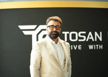 ایساتیس با شبکه حمل‌ونقل اختصاصی به دنبال کاهش زمان واردات خودرو