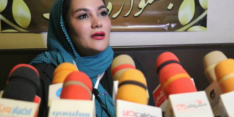 مریم ریاحی از تجربه حضور در رقابتهای بینالمللی رنگ و لایت میگوی